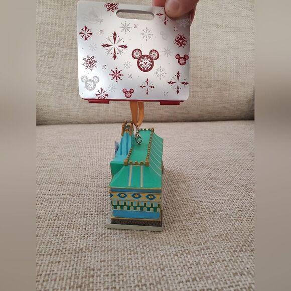 🧚 NEW 🧚 Disney Peter Pan's Flight Attraction Sketchbook Ornament - Picture 5 of 10